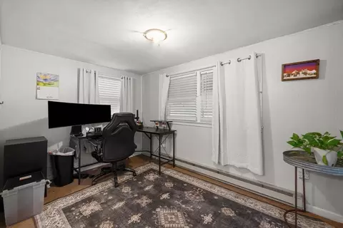 212 Emerson St, Springfield, MA 01118 photo 24