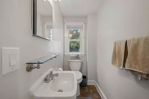 212 Emerson St, Springfield, MA 01118 photo 28