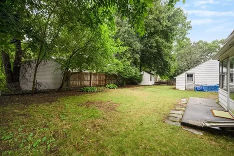 212 Emerson St, Springfield, MA 01118 photo 31