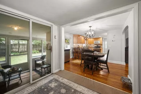 212 Emerson St, Springfield, MA 01118 photo 22