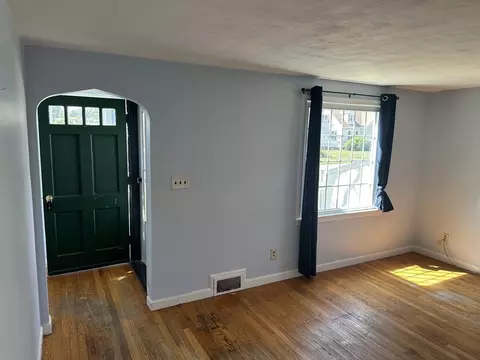 42 Clairmont Ave, Chicopee, MA 01013 photo 13