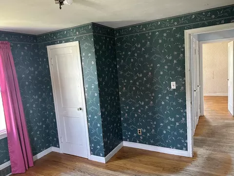 42 Clairmont Ave, Chicopee, MA 01013 photo 17