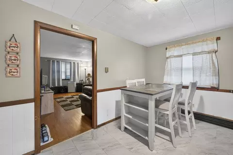 Dining - 46-48 Fenwick St, Springfield, MA 01109 photo 2 of 2