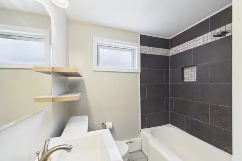 541 Woodman St, Fall River, MA 02724 photo 15