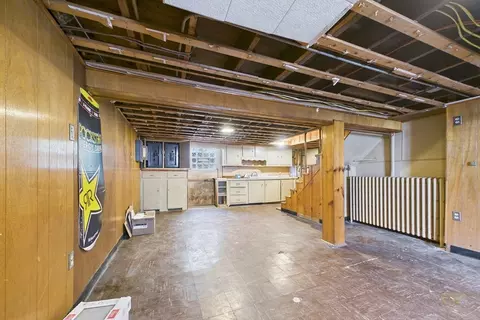 541 Woodman St, Fall River, MA 02724 photo 38