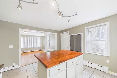 541 Woodman St, Fall River, MA 02724 photo 14
