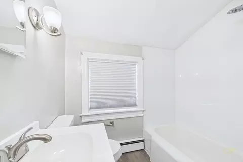 541 Woodman St, Fall River, MA 02724 photo 29