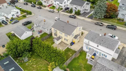 541 Woodman St, Fall River, MA 02724 photo 6
