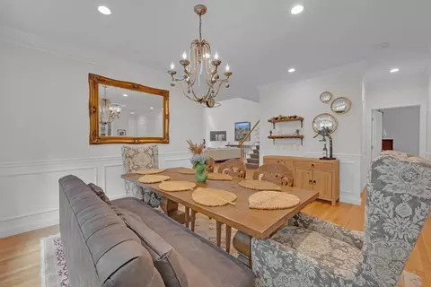 Dining - 16 Golf Ridge Dr #16, Sutton, MA 01590 photo 2 of 3