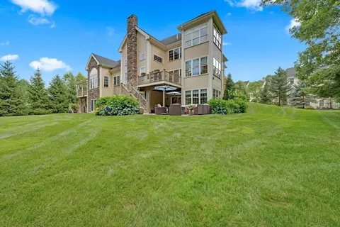 Exterior - 16 Golf Ridge Dr #16, Sutton, MA 01590 photo 4 of 6