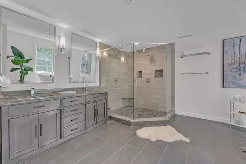 Bath - 16 Golf Ridge Dr #16, Sutton, MA 01590 photo 3 of 7