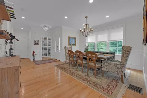 Dining - 16 Golf Ridge Dr #16, Sutton, MA 01590 photo 1 of 3