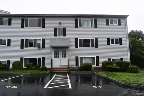 Exterior - 5455 N Main St #4A, Fall River, MA 02720 photo 1 of 1