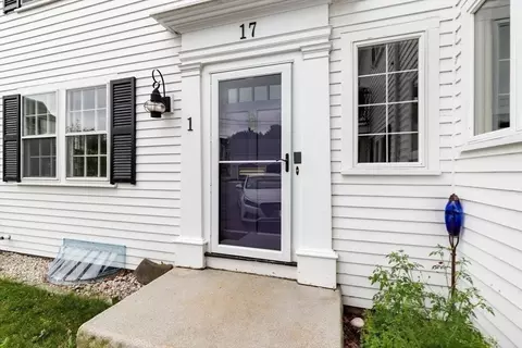 17 Highland St #1, Rockport, MA 01966