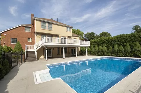 Exterior - 114 Upper Gore Rd, Webster, MA 01570 photo 5 of 7