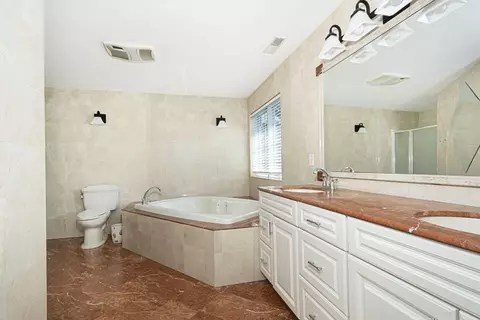 Bath - 114 Upper Gore Rd, Webster, MA 01570 photo 4 of 6