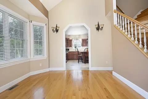 Living - 114 Upper Gore Rd, Webster, MA 01570 photo 2 of 6