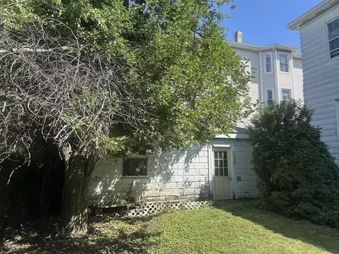 Exterior - 136 Main St, Everett, MA 02149 photo 9 of 15