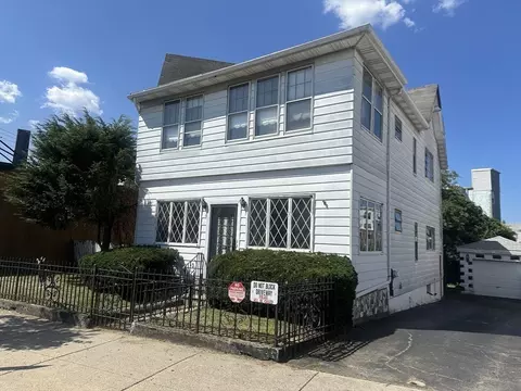 Exterior - 136 Main St, Everett, MA 02149 photo 13 of 15