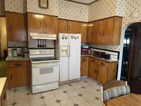 Kitchen - 136 Main St, Everett, MA 02149 photo 1 of 5