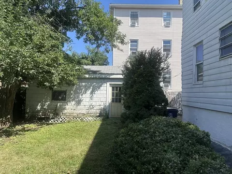 Exterior - 136 Main St, Everett, MA 02149 photo 14 of 15