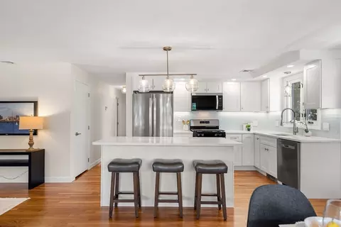 11 Newman St, Revere, MA 02151