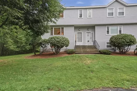 43 Villa Roma Dr #43, Tewksbury, MA 01876