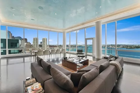 50 Liberty #PH-2A, Boston, MA 02210