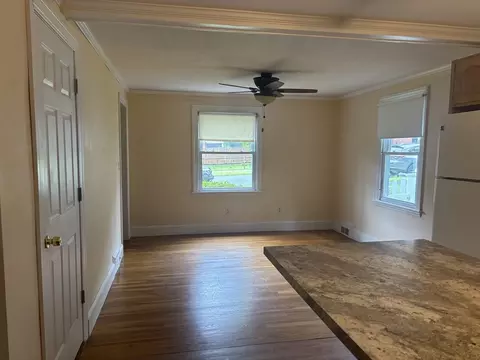 Living - 137 Appleton St, Springfield, MA 01108 photo 1 of 3