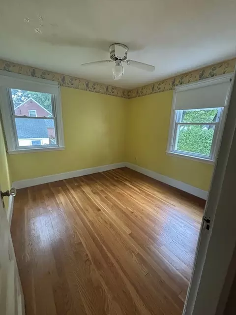 Bedroom - 137 Appleton St, Springfield, MA 01108 photo 3 of 4