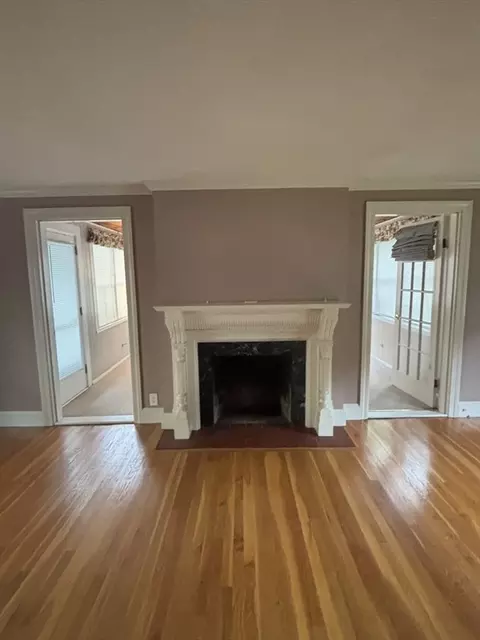 Living - 137 Appleton St, Springfield, MA 01108 photo 3 of 3