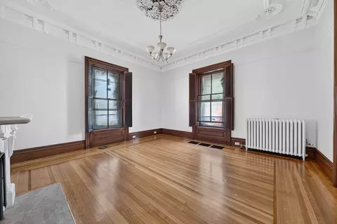 Living - 533 Locust St #3, Fall River, MA 02720 photo 5 of 6