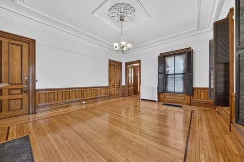Living - 533 Locust St #3, Fall River, MA 02720 photo 4 of 6