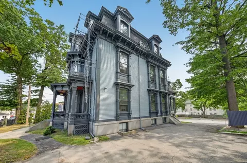 Exterior - 533 Locust St #3, Fall River, MA 02720 photo 3 of 10