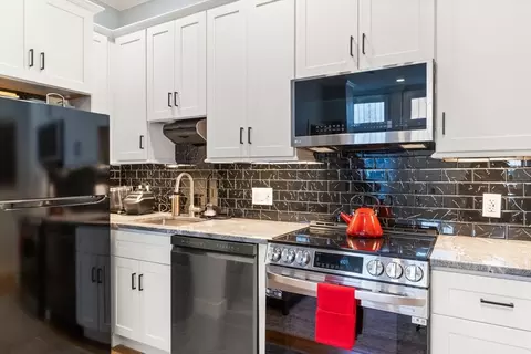 560 Columbus Ave #1, Boston, MA 02118