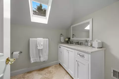 8 Bowsprit Pt, Mashpee, MA 02649 photo 28