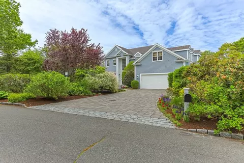 8 Bowsprit Pt, Mashpee, MA 02649 photo 3