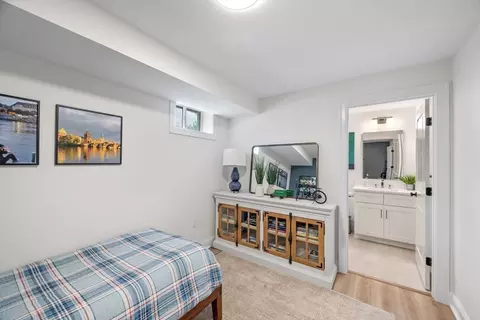 Bedroom - 4 Talbot Ln #4, Reading, MA 01867 photo 5 of 5