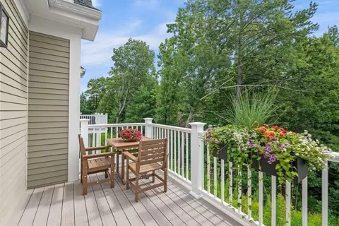 Other - 4 Talbot Ln, Reading, MA 01867 photo 4 of 8