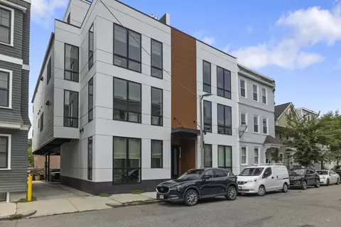 Exterior - 532 E 3rd St #5, Boston, MA 02127 photo 3 of 3