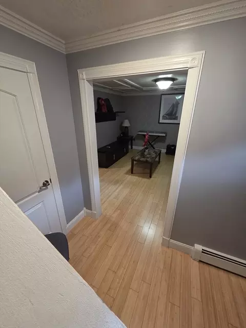 Entry Way - 37 Wall St #2C, Worcester, MA 01604 photo 2 of 3