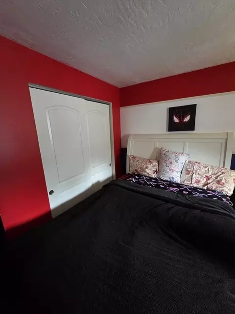 Bedroom - 37 Wall St #2C, Worcester, MA 01604 photo 3 of 4