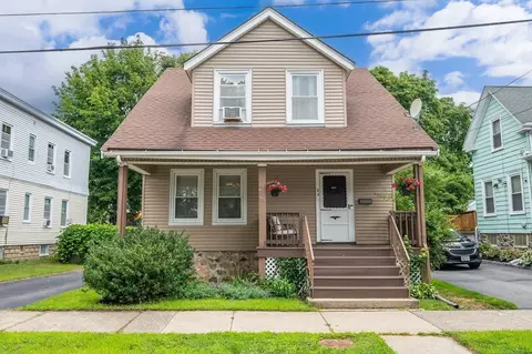64 Clark St, Lynn, MA 01902