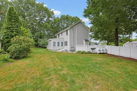 Exterior - 29 Brookside Ave, Webster, MA 01570 photo 5 of 9