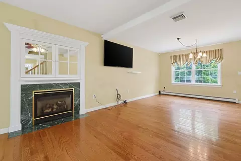 Living - 29 Brookside Ave, Webster, MA 01570 photo 5 of 7