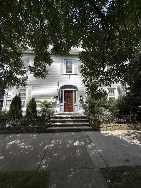 47 Broad St, Lynn, MA 01902