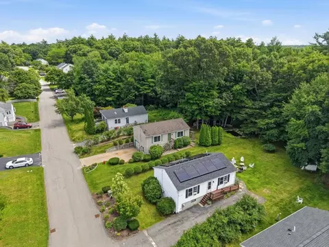 View/Area - 92 Eagle Dr #92, Douglas, MA 01516 photo 5 of 8