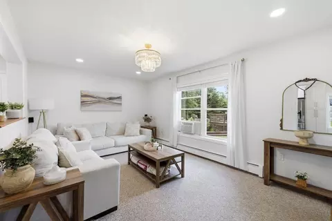 Living - 92 Eagle Dr #92, Douglas, MA 01516 photo 1 of 4