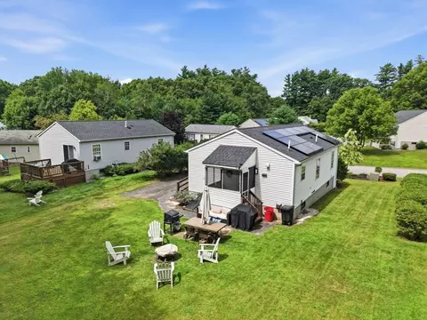 View/Area - 92 Eagle Dr #92, Douglas, MA 01516 photo 3 of 8
