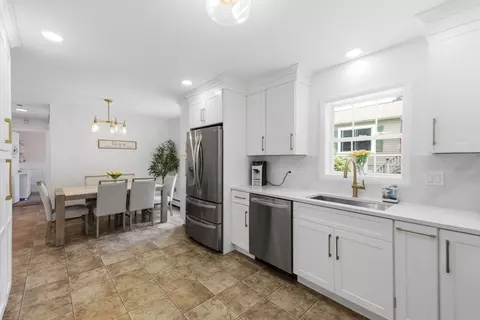 Kitchen - 92 Eagle Dr #92, Douglas, MA 01516 photo 4 of 5